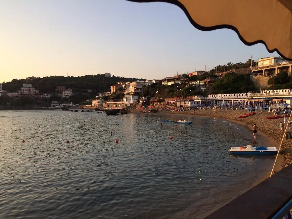 Appartamenti Torre Medicea Castiglioncello Apartment